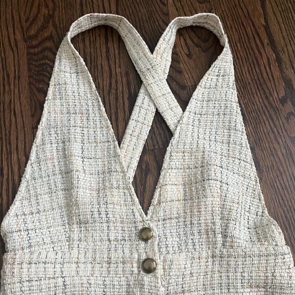 Zara Cream Tweed Dress with Gold Buttons - Picture 3 of 10